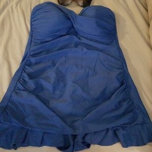 Strapless bathing suit